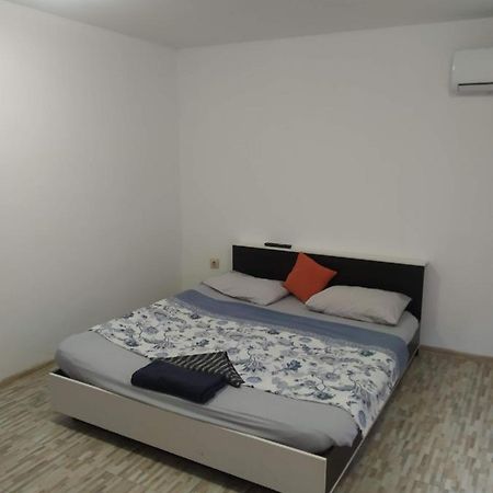Apartament Апартамент Средна Гора Warna Zewnętrze zdjęcie