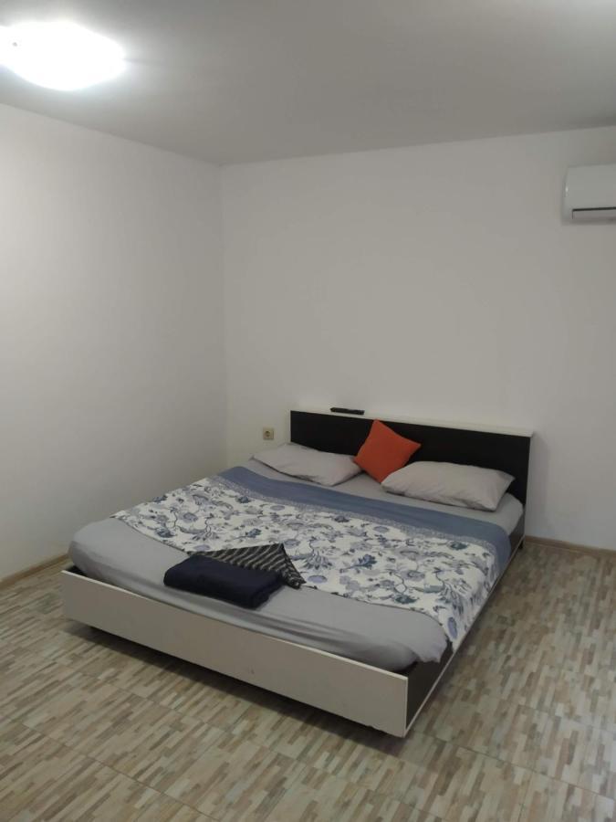 Apartament Апартамент Средна Гора Warna Zewnętrze zdjęcie